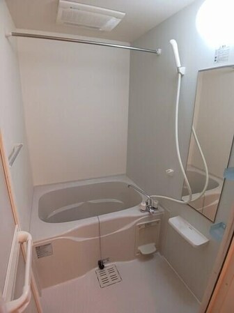 ネオ・エリオッティ Iの物件内観写真